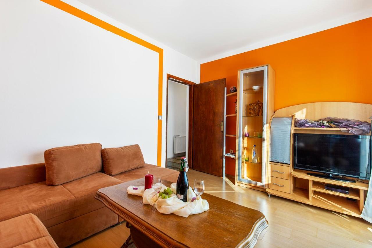 Ruza Appartement Senj  Buitenkant foto